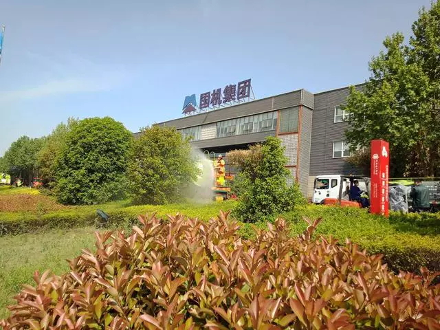 新一代“東方紅”綠化噴灑車，全身都是“洛陽造”